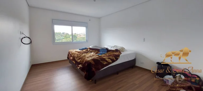 Imagem Casa com 350m² no Alto no Capivari em Campos do Jordão/SP
