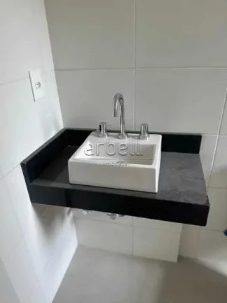 Imagem Sobrado triplex com 165 ², 2 dormitórios suíte, 3 banheiros, varanda, área de serviços, cozinha...