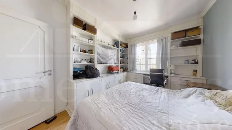 Imagem Apartamento no último andar de prédio em Higienópolis com 260m²!