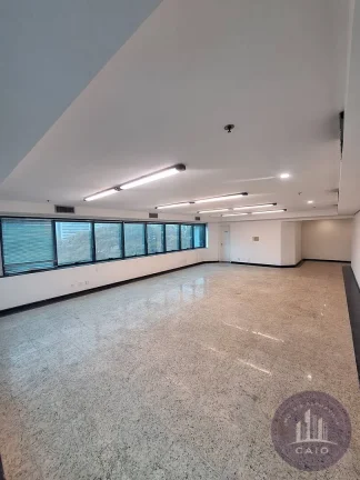 Imagem Sala comercial com 91 m² para alugar por R$ 4.680,00/mês - Alphaville/SP