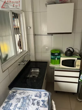 Imagem sobrado de condominio com quintal