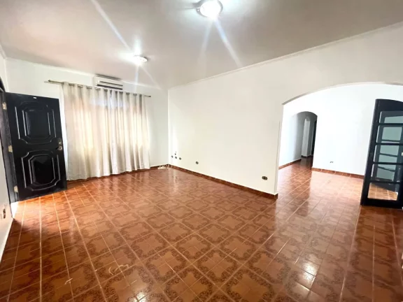 Imagem Linda casa térrea no Jardim Sinhô Rollo para locação