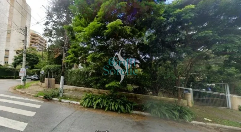 Imagem Casa/Sobrado à Venda em Perdizes - São Paulo/SP.