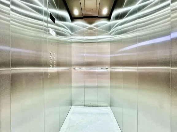 Imagem Cond Palos Verdes - NOVA 7 sts, mobiliada. Elevador, gourmet, piscina, spa!