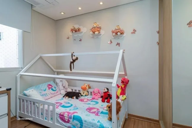 Imagem Este espaçoso apartamento de 167 metros quadrados oferece uma experiência de vida confortável e m...