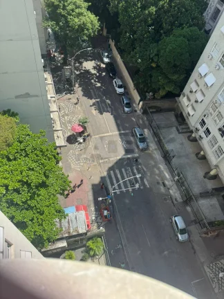 Imagem Apartamento mobiliado para alugar no Flamengo, 189m², 3Qtos, de frente.