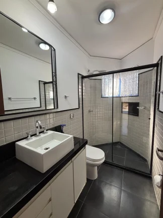Imagem Casa à venda com 6 quartos, sendo 4 suítes, no condomínio Flamboyant, Atibaia - SP