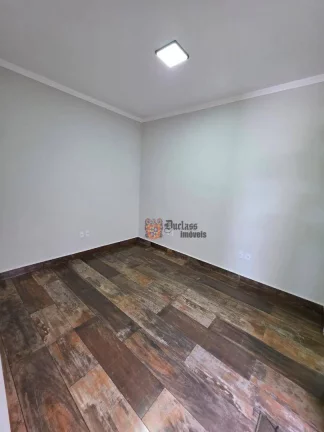 Imagem Casa com 3 dormitórios à venda, 95 m² por R$ 590.000,00 - Villa Verde - Bragança Paulista/SP