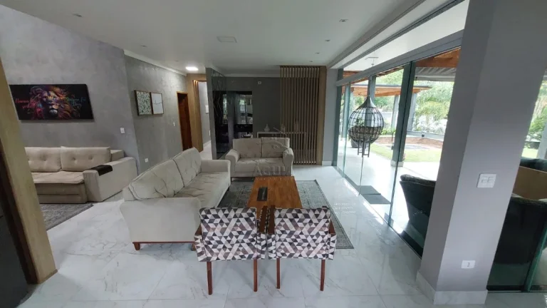 Imagem Casa de alto padrão em condominio Fechado com segurança 24 horas