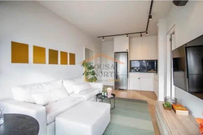 Imagem Apartamento mobiliado com 39m², 1 suíte, varanda, ar-condicionado na sala e no quarto, cozinha equ...