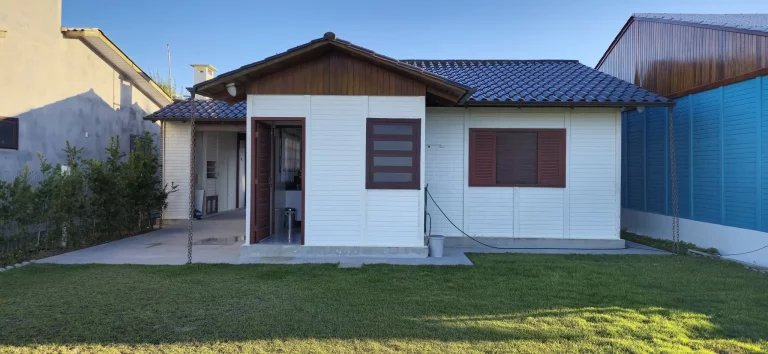 Imagem Casa à venda, com 2 quartos, 78m²