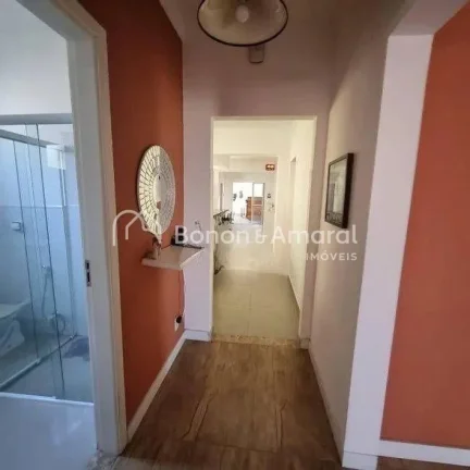 Imagem Casa térrea à venda, com acabamento de excelente qualidade!

O imóvel conta com 3 dormitórios, s...