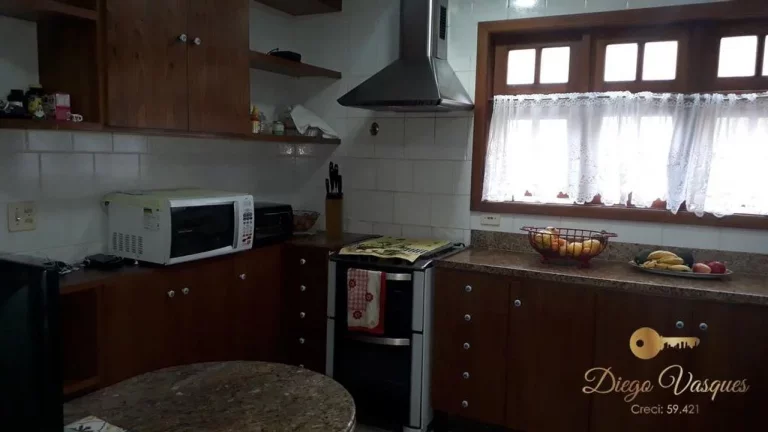 Imagem Casa em Condomínio para Venda em Teresópolis / RJ no bairro Quebra Frascos