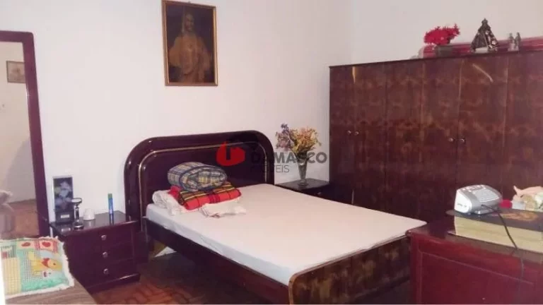 Imagem Sobrado à venda 3 Quartos, 2 Vagas, 150M², Cerâmica, São Caetano do Sul - SP