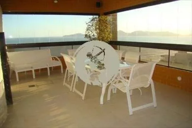 Imagem COBERTURA DUPLEX COM VISTA PARA O MAR SIMPLESMENTE PERFEITA PRA QUE QUER UMA DAS COBERTURAS MAIS MAR...