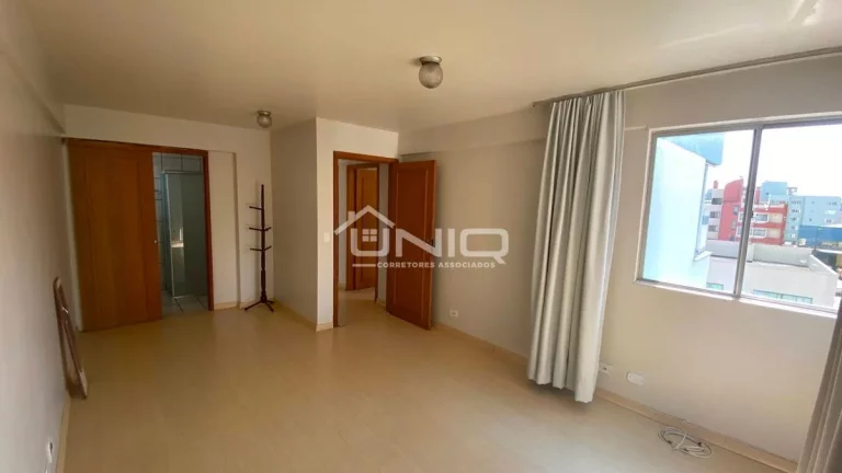 Imagem Apartamento Ed. Cainã - 3 Dormitórios Semi-Mobiliado no Centro