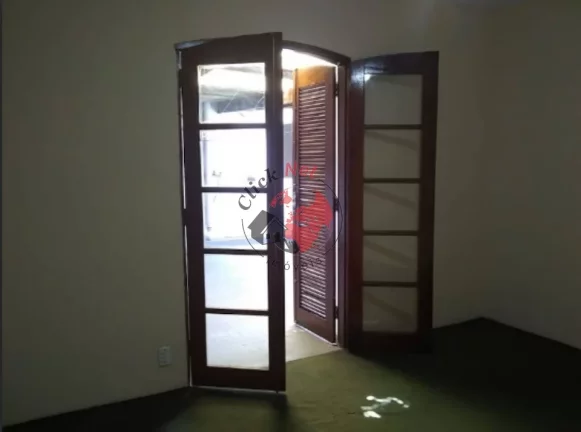 Imagem Sobrado + edicula 2 dorms , 3 dorms c suite e varanda ,estudo permuta por apto menor valor ,bairro Paulicéia, São Bernardo do Campo