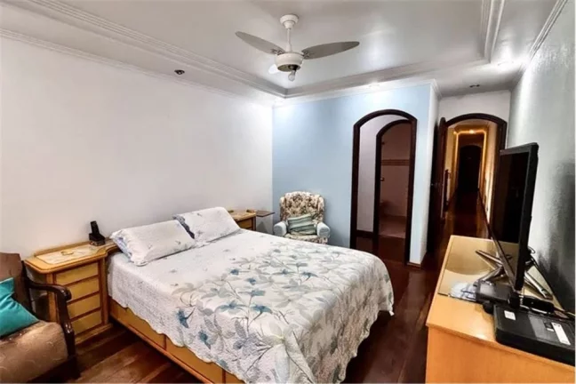 Imagem Sobrado Sustentável: Residência Aconchegante com Energia Renovável, Espaço Gourmet, Suítes Luxuosas e Memórias Inesquecíveis em 150m²
