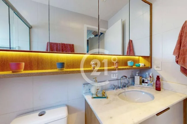 Imagem Vila Olímpia, andar alto, 2 quartos