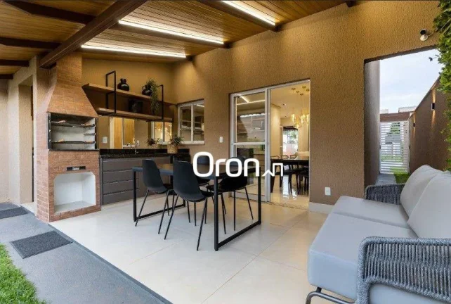 Imagem Sobrado com 3 dormitórios à venda, 116 m² por R$ 653.000,00 - Sítios Santa Luzia - Aparecida de Goiânia/GO