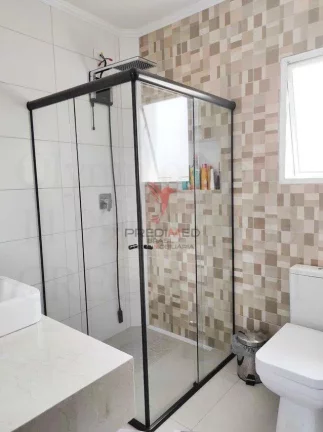Imagem Sobrado reformadocom 3 Quartos,2 Vagas e quiosque com Churrasqueira.Bairro Jardim da Saúde