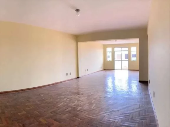 Imagem Amplo Espaço Familiar: Cobertura de 3 Dormitórios com Terraço e 4 Vagas de Garagem