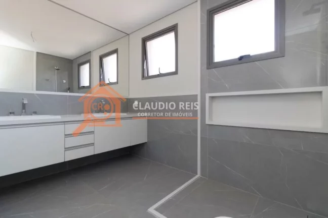 Imagem Casa de Alto Padrão para alugar com 4 Quartos, 371m², 6 vagas - Alto de Pinheiros - São Paulo-SP