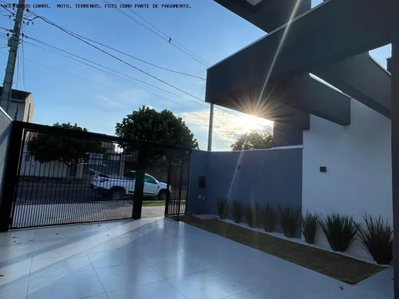 Imagem Alto Padrão para Venda em Maringá, Portal das Torres, 3 dormitórios, 2 suítes, 2 banheiros, 2 vagas