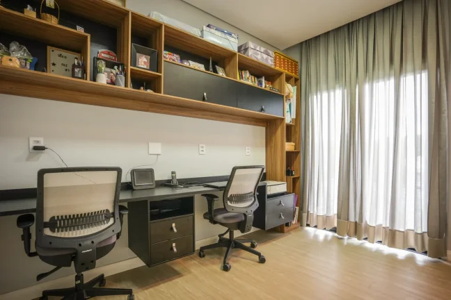 Imagem Casa à venda alto padrão - Área útil 250 m2 com 3 dormitórios sendo 3 suítes - 5 vagas - Condomínio