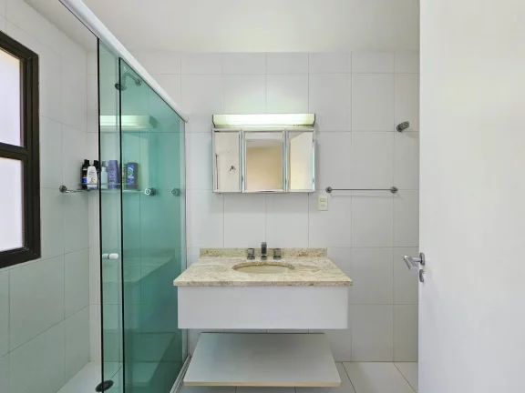 Imagem Apartamento com 3 dormitórios à venda, 117 m por R$ 2.300.000,00 - Riviera