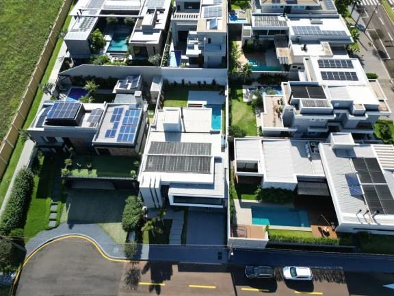 Foto do imóvel: Sobrado de Luxo com Área de Lazer Completa Condomínio Treviso, Bairro Fag, Cascavel - Venda