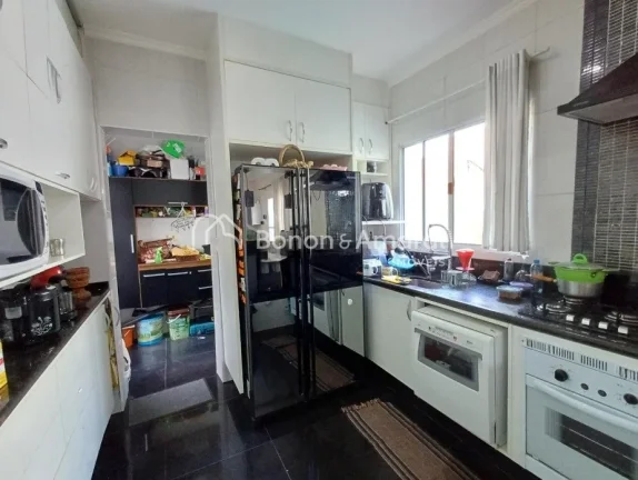 Imagem Excelente oportunidade de morar em Valinhos! Casa à venda no charmoso Condomínio São Lourenço, i...