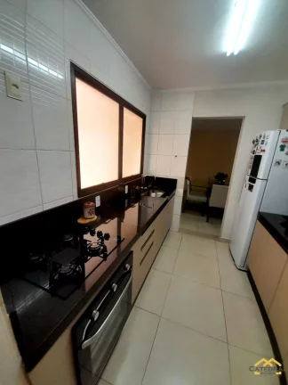 Imagem Apartamento com 90m² todo reformado a venda em condomínio no centro de Jundiaí