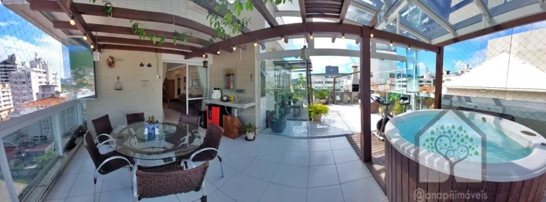 Imagem Cobertura Duplex com 3 Dormitórios e Terraço Privativo na Trindade – Florianópolis