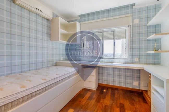 Imagem Luxuoso apartamento de 4 quartos e 4 suítes em Perdizes, São Paulo-SP: 2 salas, 6 banheiros, 4 vagas de garagem, 250m² de área.