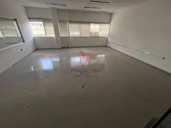 Imagem Vendo excelente Prédio COMERCIAL/INDUSTRIAL em condomínio fechado com total segurança 24 h