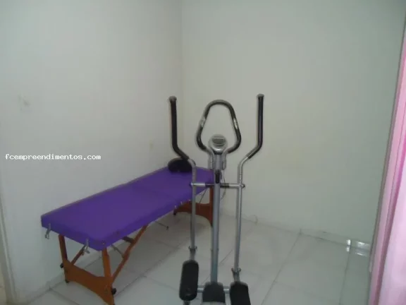 Imagem Sobrado para Venda em Limeira, Vila Castelar, 5 dormitórios, 3 banheiros, 1 vaga