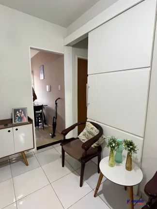 Imagem VENDO CASA DE 2/4 SENDO UMA SUITE