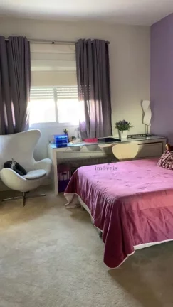 Imagem Apartamento venda no Alto de Pinheiros com 4 sui­tes e 5 vagas, 317m2