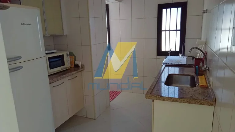 Imagem Cobertura Triplex com Piscina Privativa na Enseada. Permuta por Casa Santos