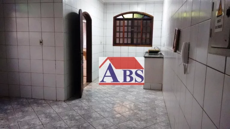 Imagem Sobrado com 3 dormitórios à venda, 223 m² por R$ 430.000,00 - Vila Ponte Nova - Cubatão/SP