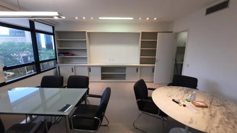 Imagem Sala Comercial para Venda em Rio de Janeiro, Barra da Tijuca, 1 banheiro, 1 vaga