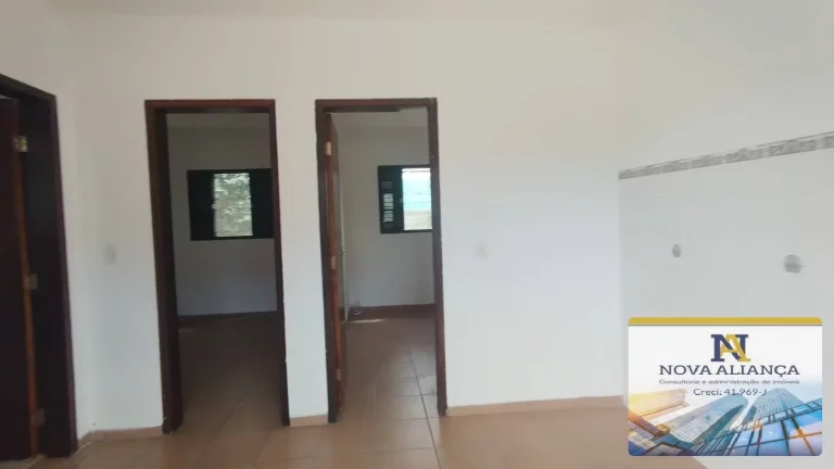 Imagem CASA QUARTO, SALA E COZINHA COM VAGA- PERTO MONOTRILHO