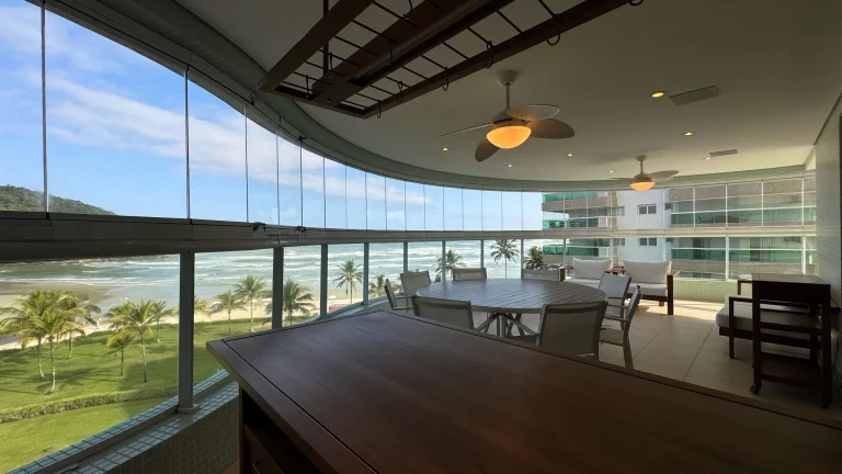 Imagem Apartamento de luxo à venda em Riviera de São Lourenço: 4 quartos, 4 suítes, 3 salas, 4 vagas de garagem e 298m² de área privativa.