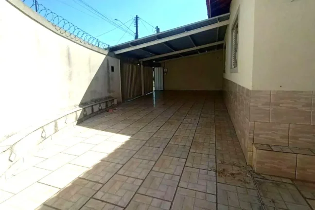 Imagem Casa para Venda em Atibaia, Jardim Das Cerejeiras, 3 dormitórios, 1 suíte, 2 banheiros, 2 vagas