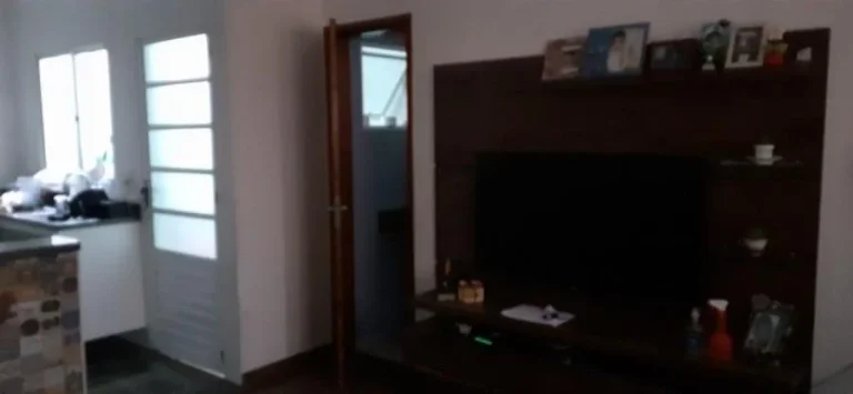 Imagem Sobrado para Venda por R$350.000,00 com 2 dormitórios, 2 suites e 2 vagas - Itaquera, São paulo / SP - Cód. BDI37028