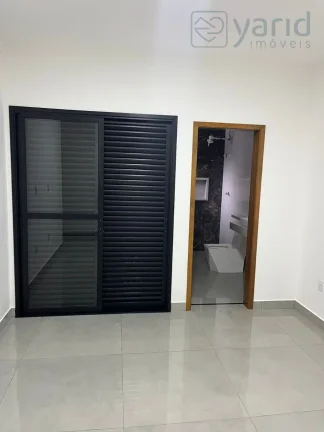 Imagem Oportunidade imperdível: Casa à venda em Jundiaí-SP, bairro Jardim Marambaia, 3 quartos, 1 suíte, 1 sala, 1 banheiro, 2 vagas, 94m².