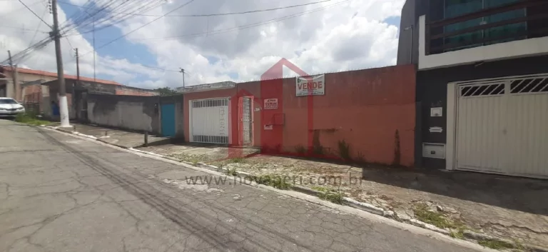 Imagem Imperdível oportunidade: Casa à venda no Centro de Franco da Rocha-SP, com 4 quartos, 1 suíte, 2 salas e mais!