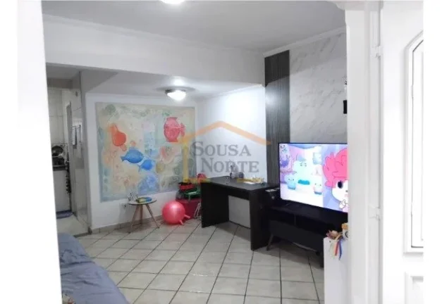 Imagem Sobrado espaçoso em condomínio fechado, com 134 m² de área útil, distribuídos em 4 dormitório...