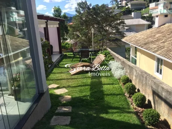 Imagem Casa com 4 dormitórios à venda, 307 m² por R$ 1.800.000,00 - Tijuca - Teresópolis/RJ